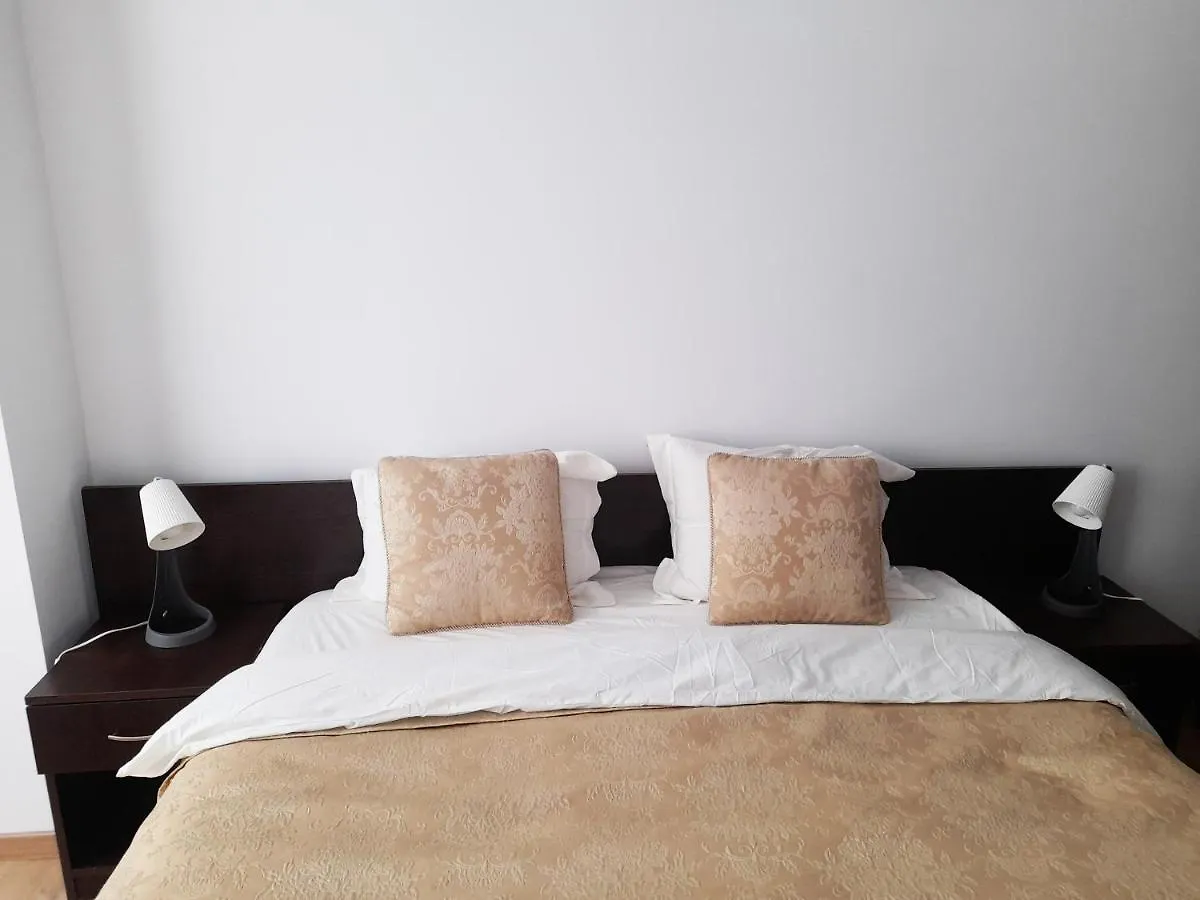 White Flat Apartment Bucharest